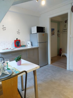 231010679_11 231010679_11