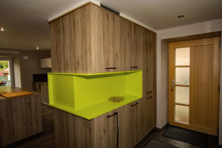 231011188_12 231011188_12