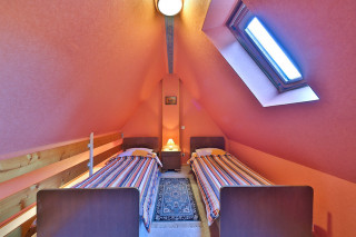 231000794_6 231000794_6