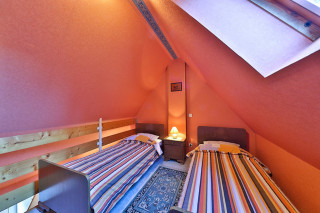 231000794_2 231000794_2