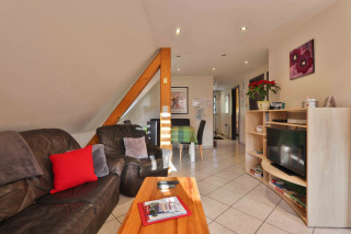 231003193_4 231003193_4