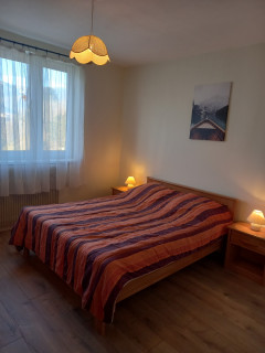 231001404_8 231001404_8