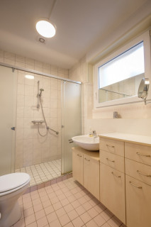 231011871_15 231011871_15