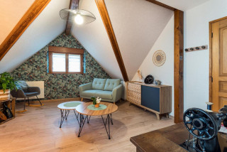 231012056_11 231012056_11