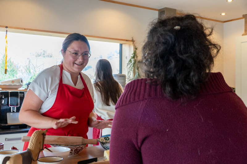 Atelier fabrication de Kanelbulle, le cinnamon roll façon Alsace
