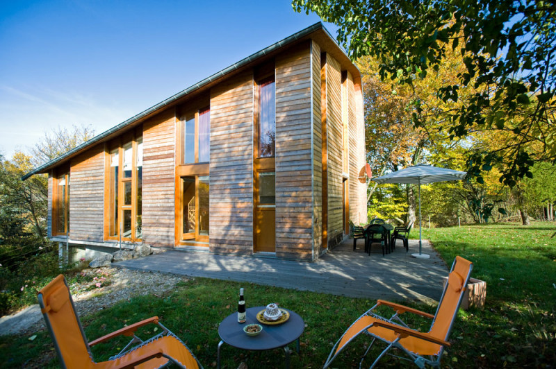 231006830_16 231006830_16